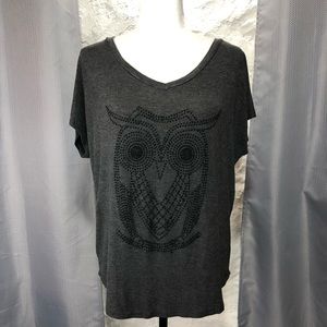 Owl V-neck Tee
